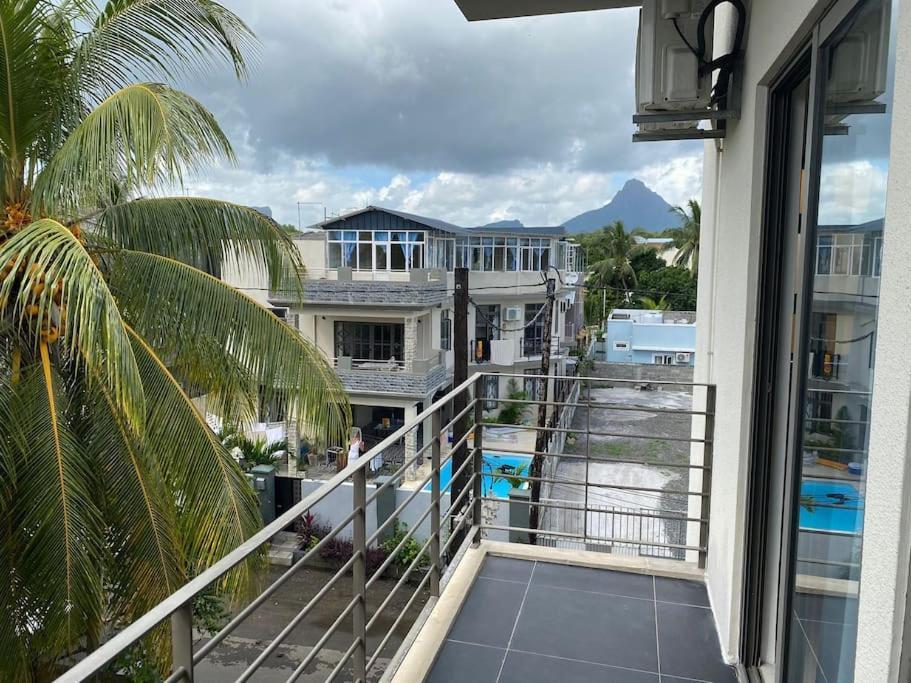 Beach Apartment Flic en Flac Exterior photo